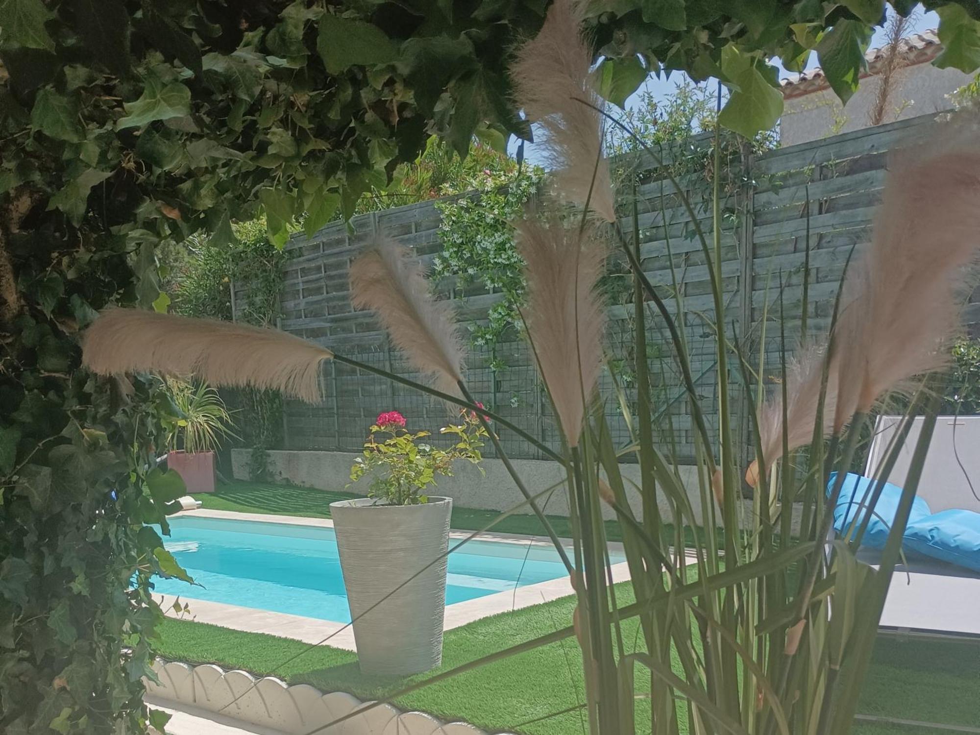 Apartamento Mimilou Mont St Loup Piscine Privee Agde Habitación foto